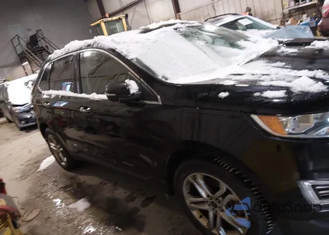 2018 Ford Edge Titanium z USA, uszkodzony, nr VIN 2FMPK4K96JBB05892